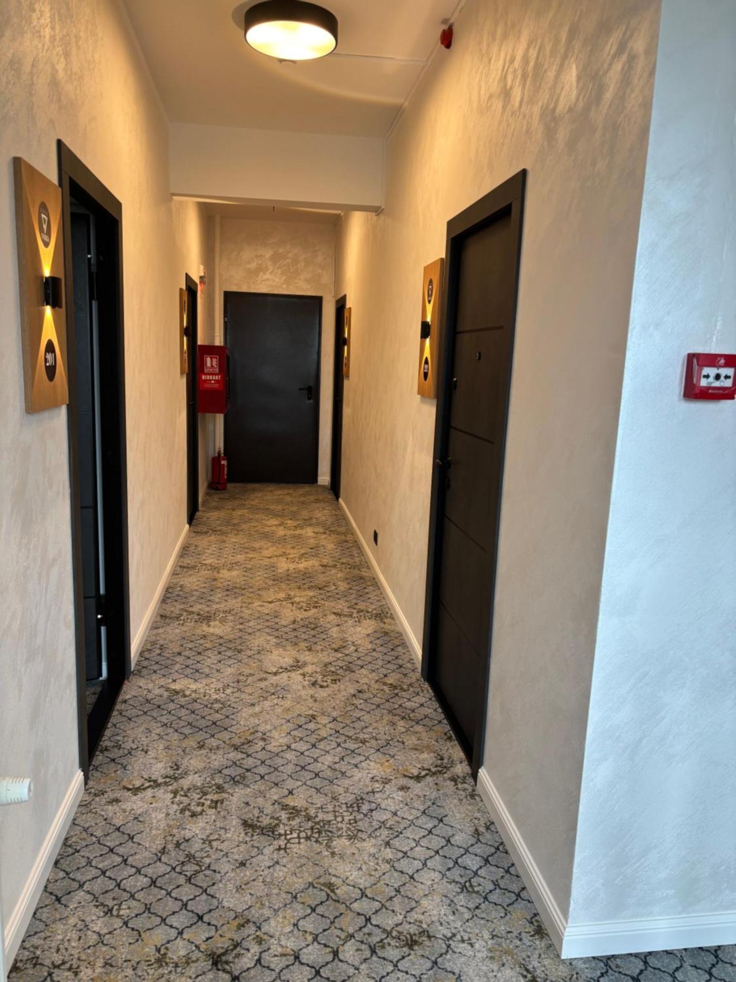 Casa Vatra Radautiホステル エクステリア 写真