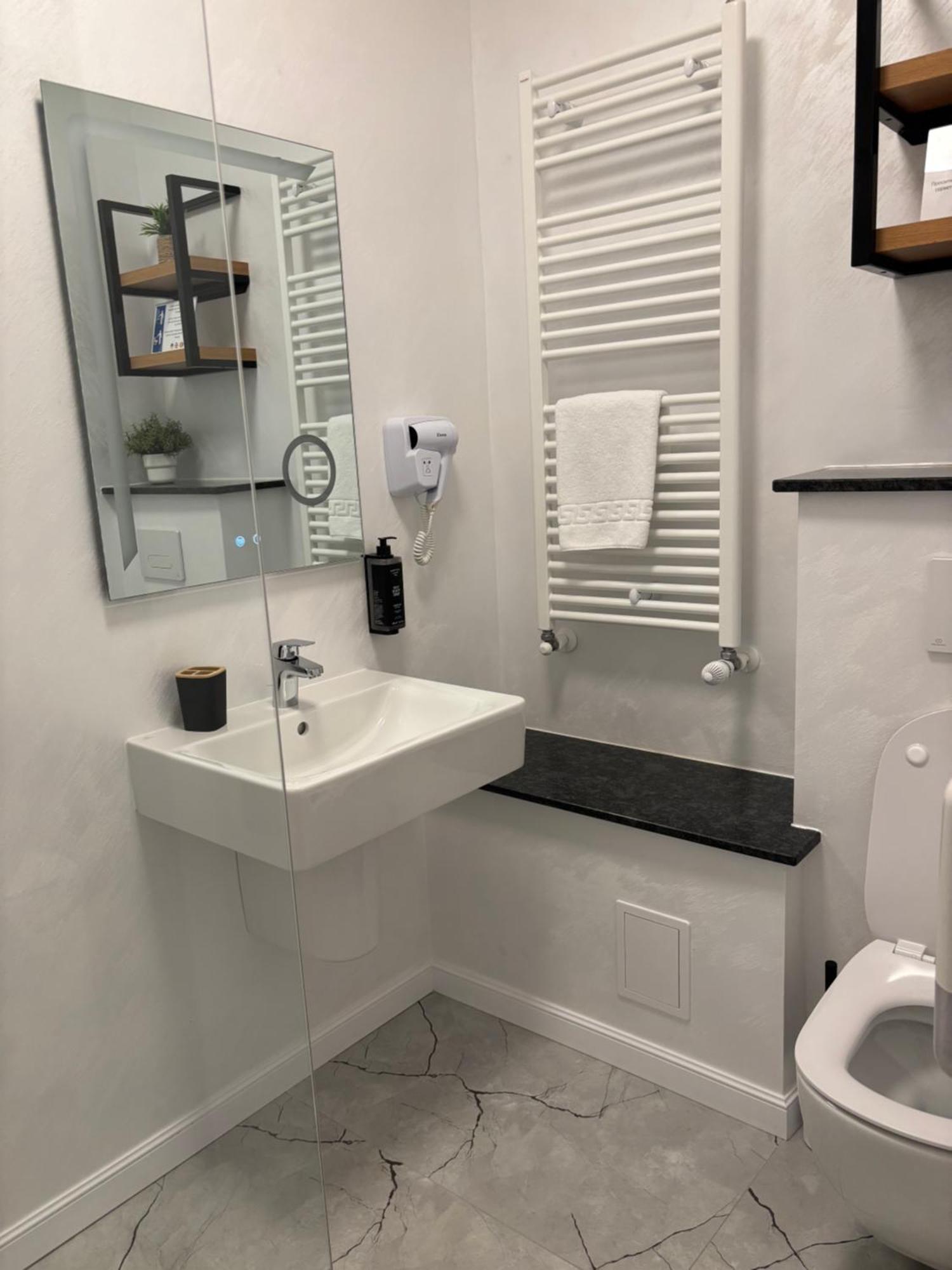 Casa Vatra Radautiホステル エクステリア 写真